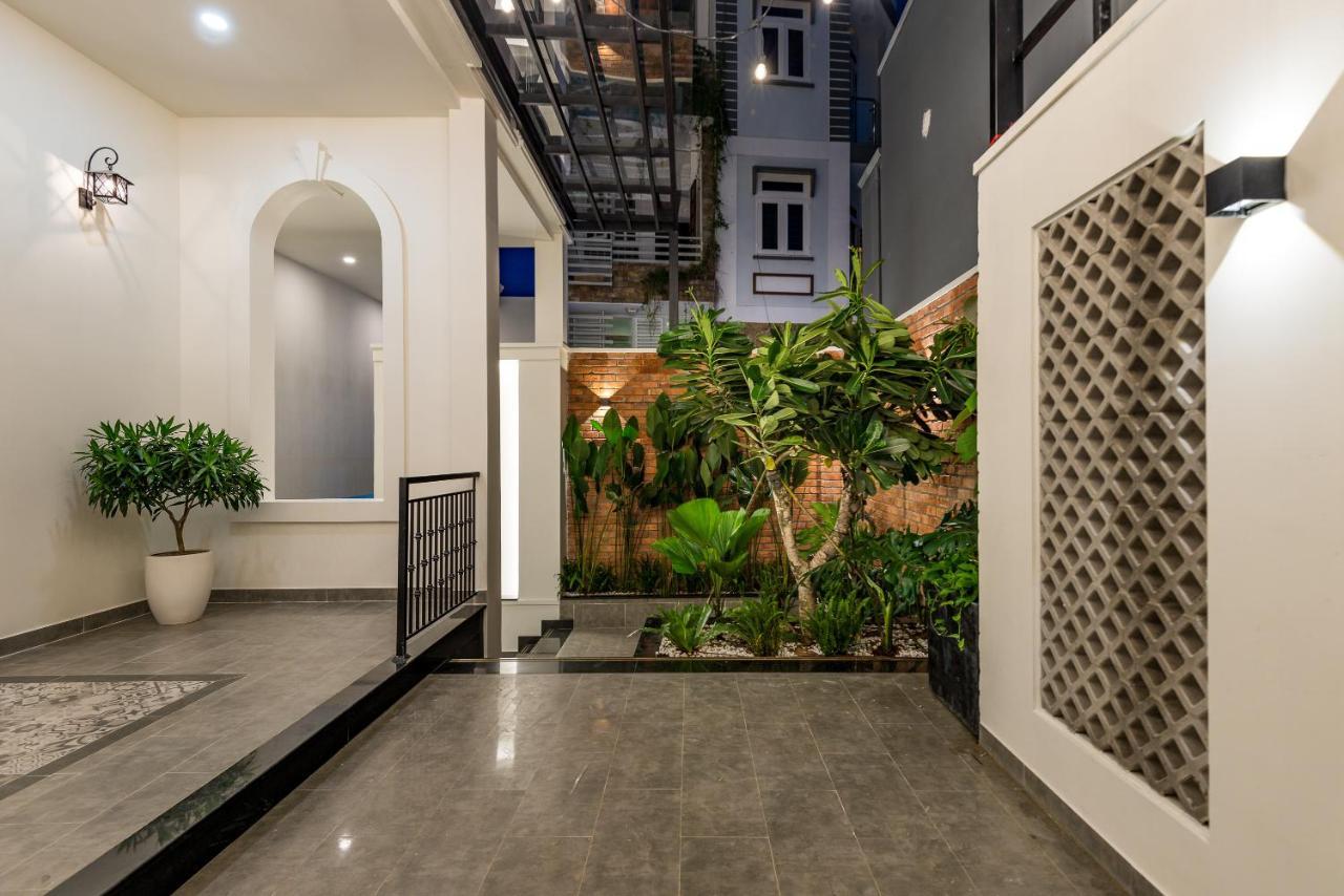 Cozrum Homes The Gallery Residence Ho Si Minh-város Kültér fotó